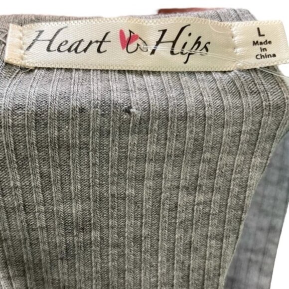 Ribbed Short Sleeve Midi Dress - Picture 8 of 9